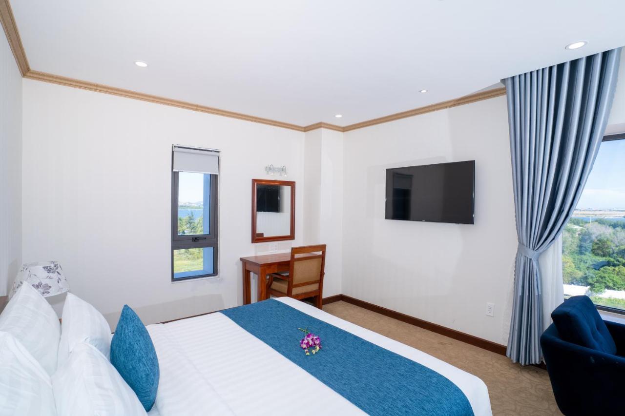 Navy Hotel Cam Ranh Extérieur photo