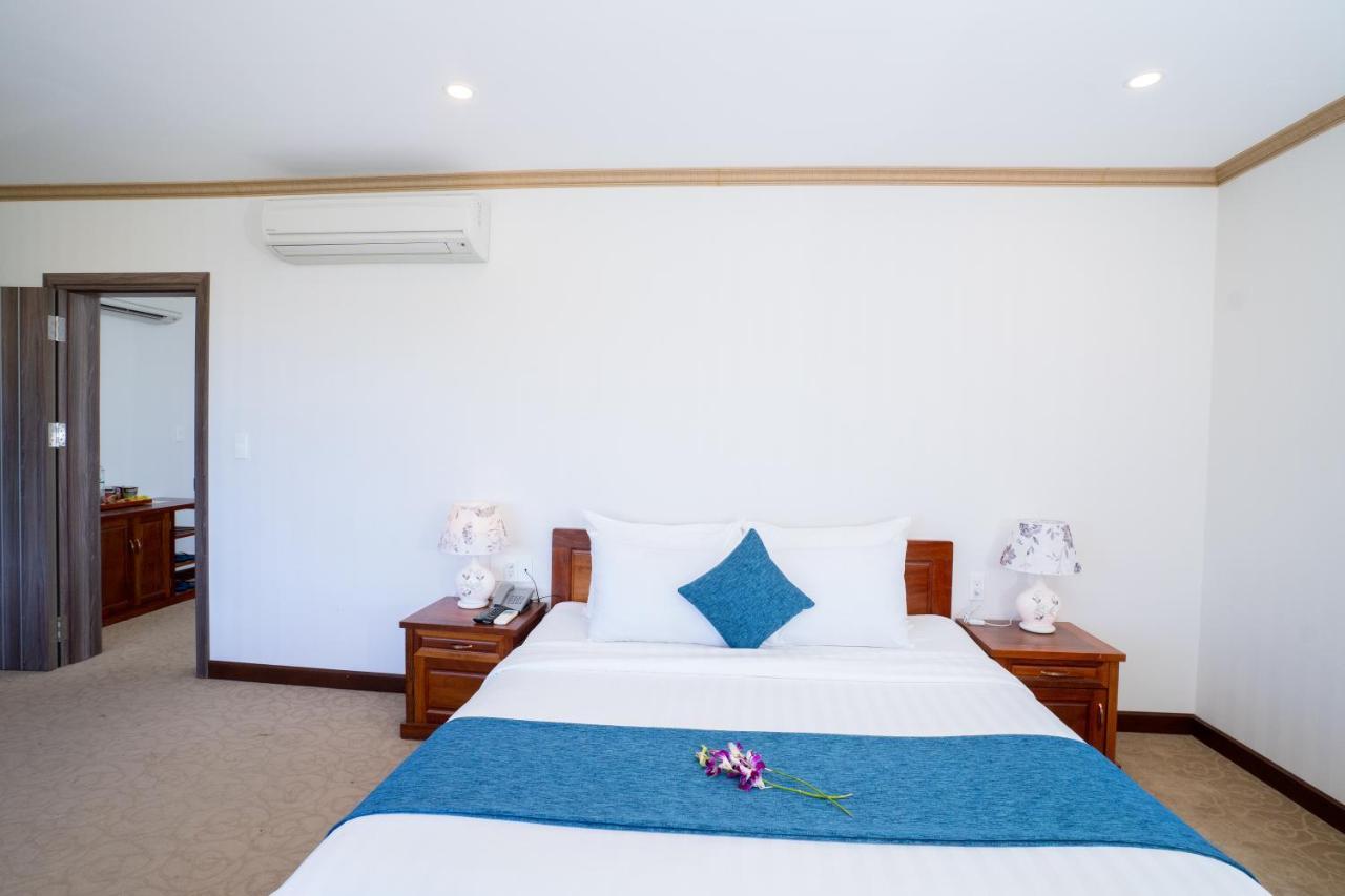 Navy Hotel Cam Ranh Extérieur photo