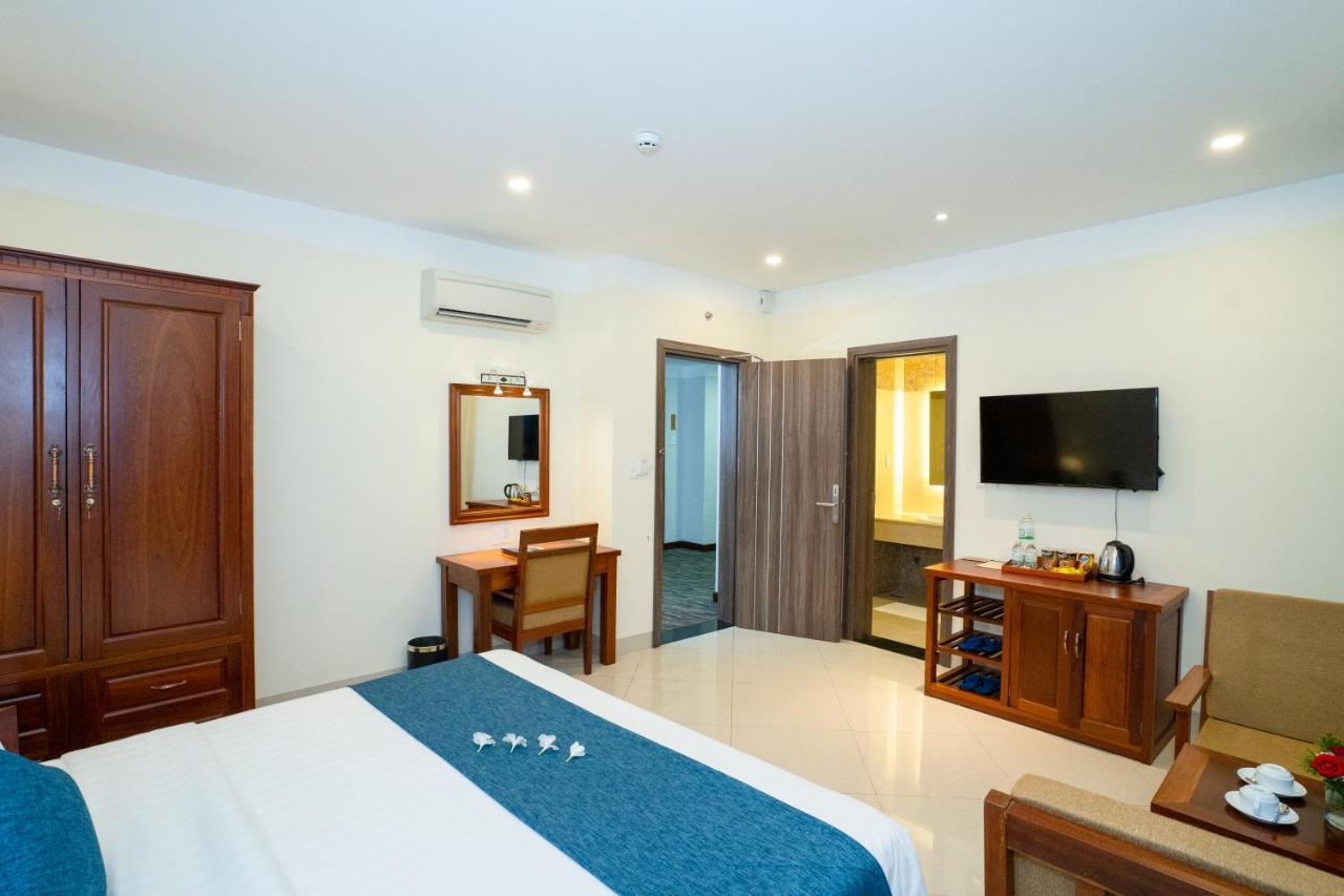 Navy Hotel Cam Ranh Extérieur photo