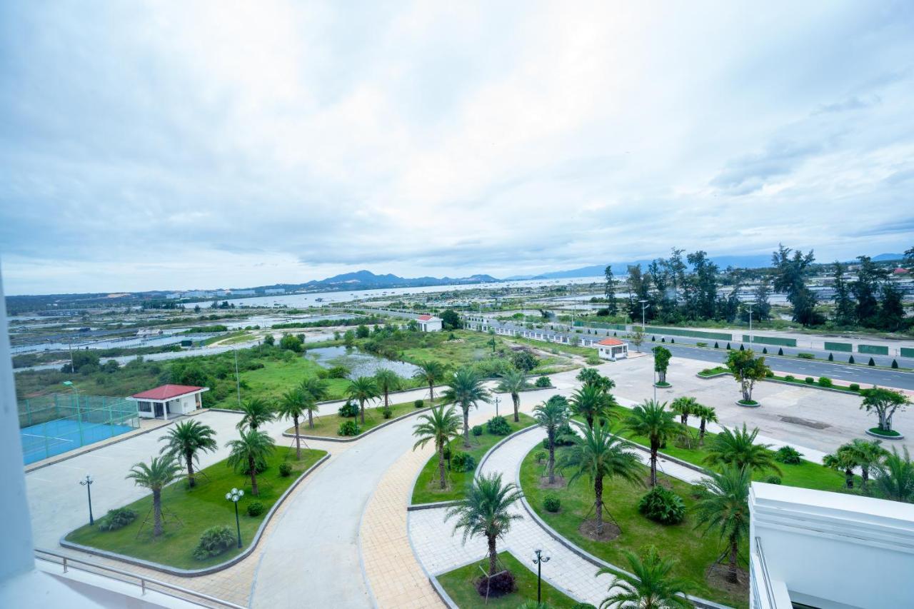 Navy Hotel Cam Ranh Extérieur photo