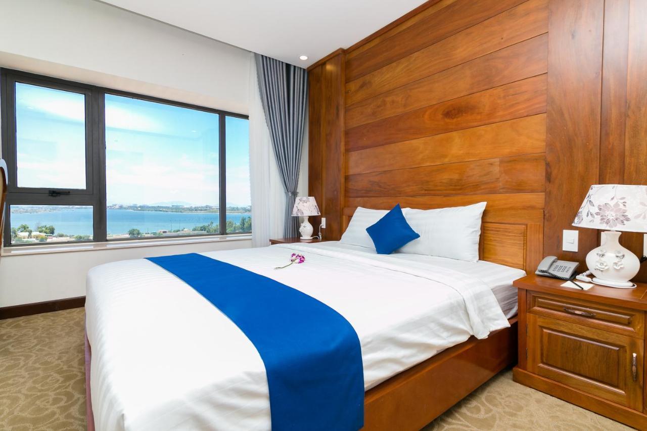 Navy Hotel Cam Ranh Extérieur photo
