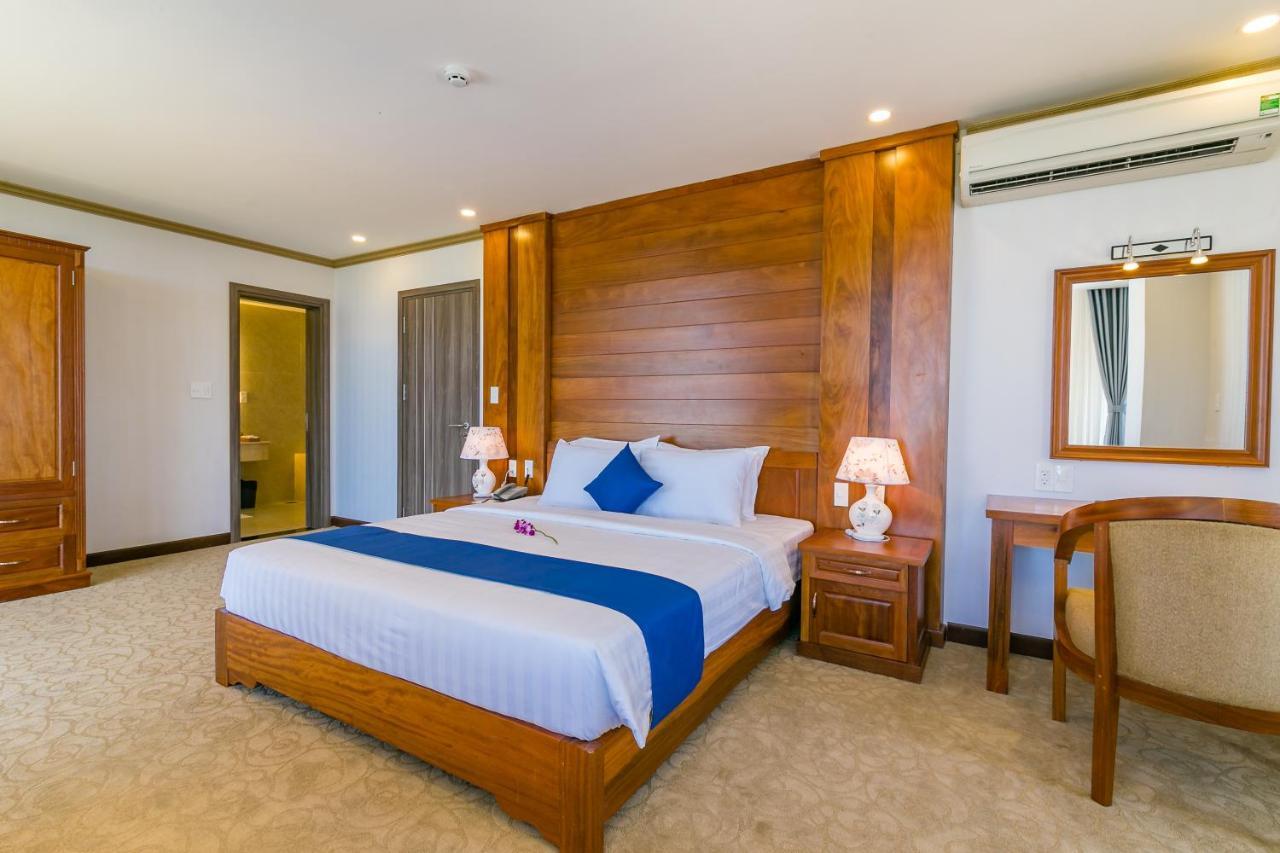 Navy Hotel Cam Ranh Extérieur photo