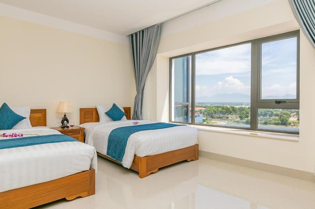 Navy Hotel Cam Ranh Extérieur photo